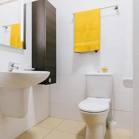 Location Garden View Lux 2bdr By The Sea