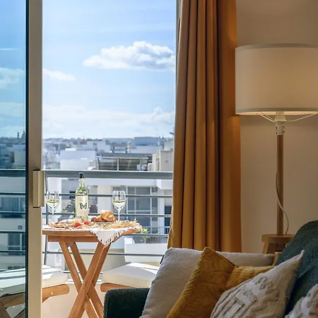 Location Garden View Lux 2bdr By The Sea *