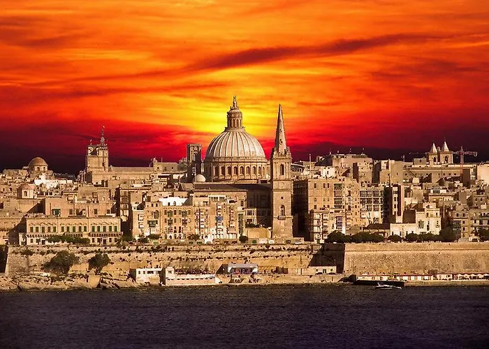 Spacious 2br Garden In Gated Complex Near