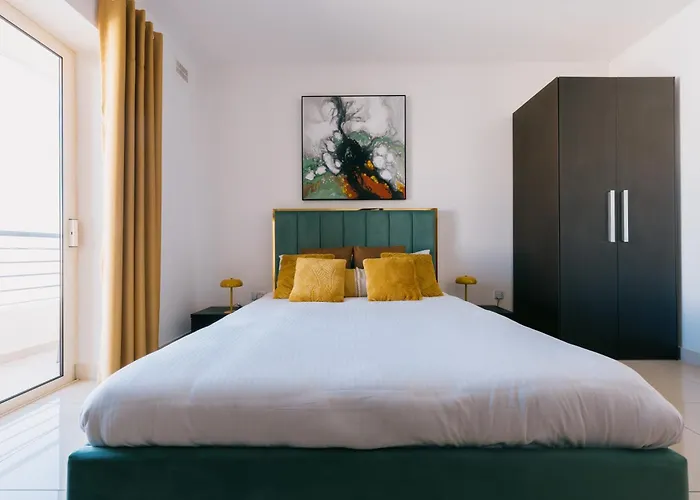 Spacious 2Br Garden Apt In Gated Complex Near Beach Apartment *