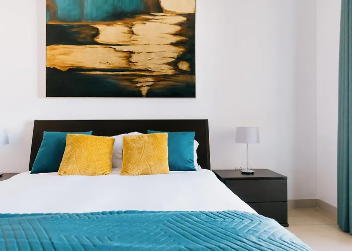 Spacious 2br Garden In Gated Complex Near Gzira